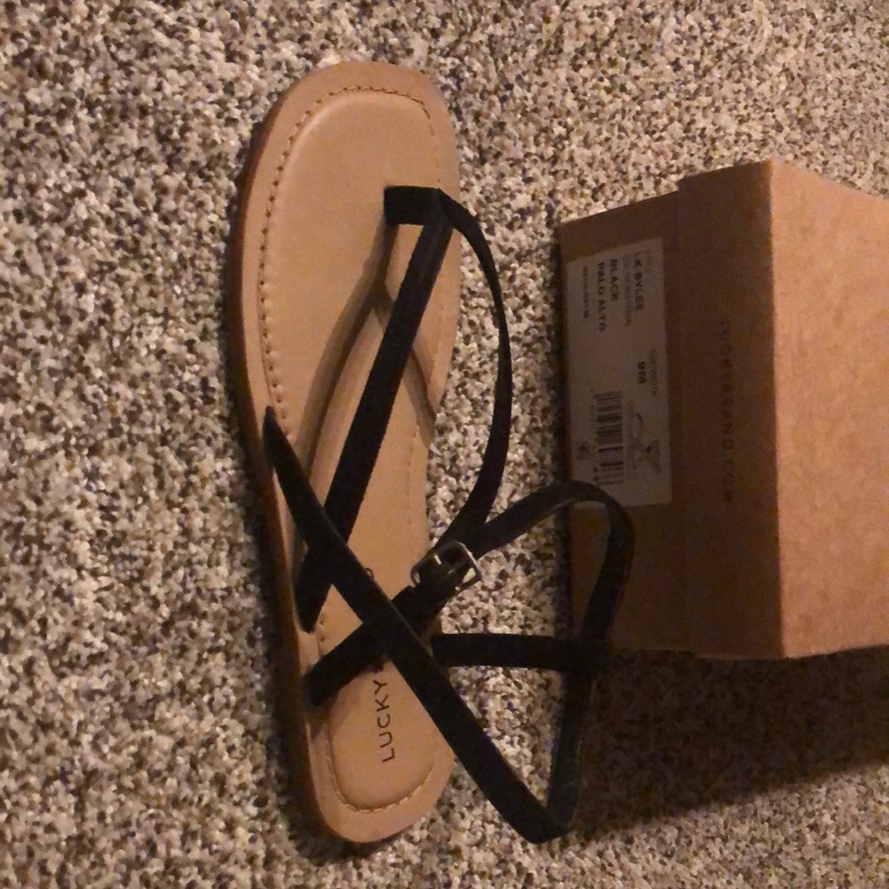NWT Black size 9 Lucky Brand Bylee sandals